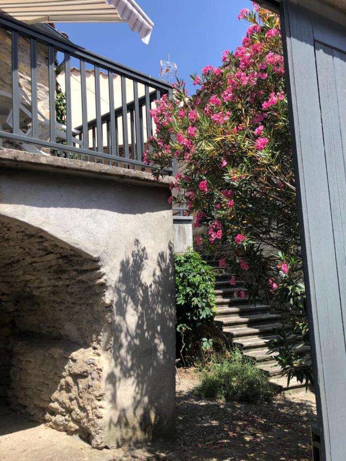 Gite La Serre - Maison De Village Au Calme Et Au Coeur Des Plus Beaux Sites Ardechois Grospierres Exterior foto